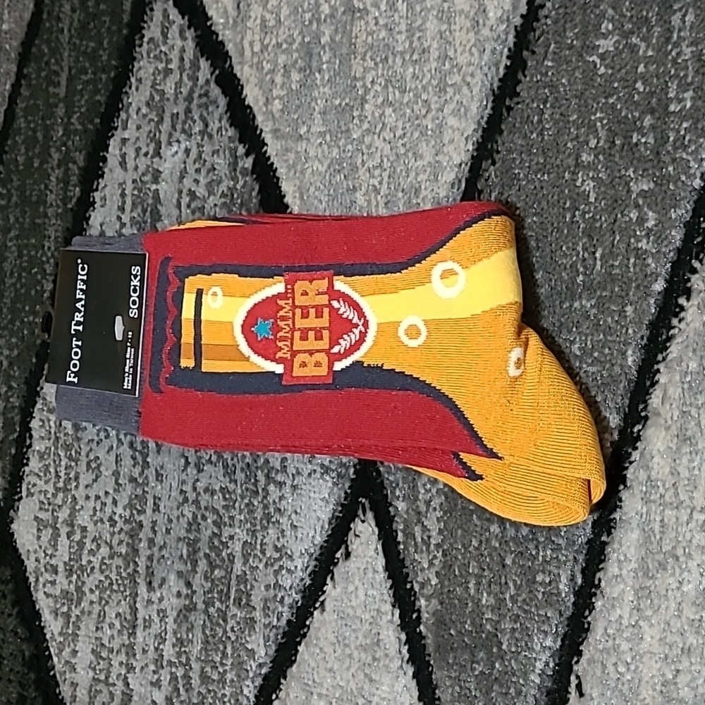 MMM BEER THEMED NOVELTY CREW SOCK